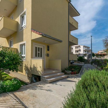 Apartments Srecko Duce Exterior photo